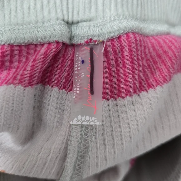 NWOT Free People Movement Melody Kick Flares Sherbet Stripes Size X-Small - Picture 5 of 5